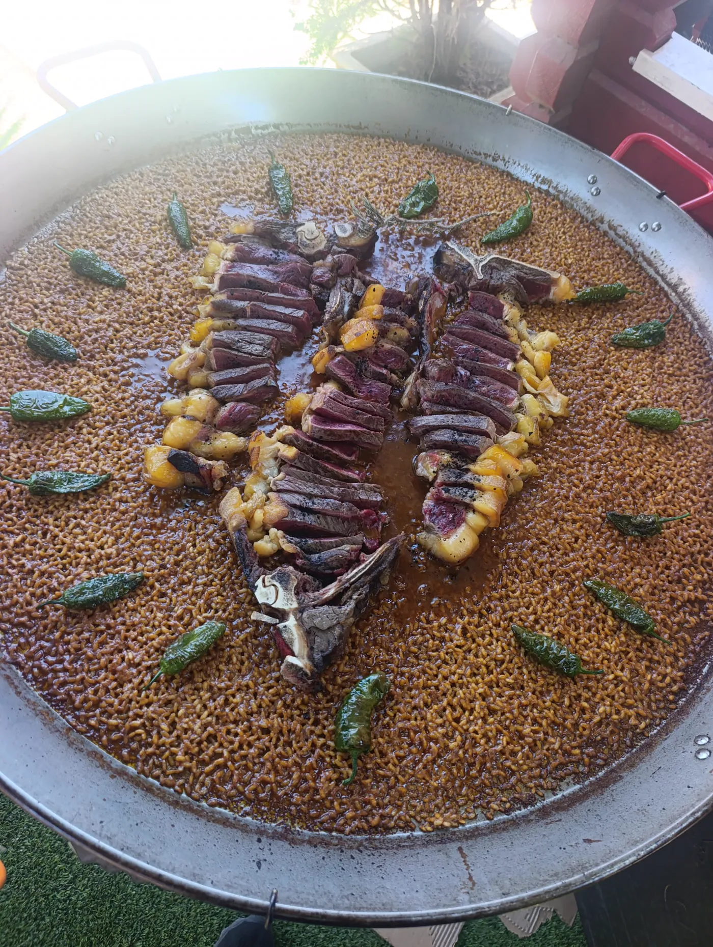 Arroz con calamar y pimientos